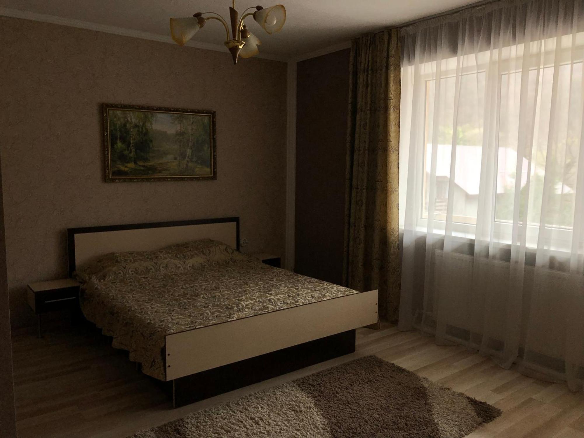 У Оксани Hotel Solochyn Eksteriør billede