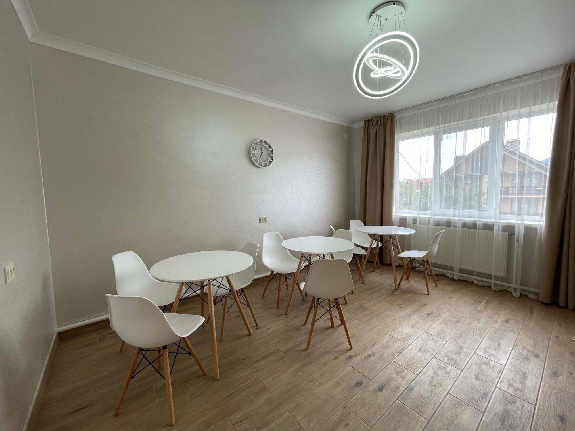 У Оксани Hotel Solochyn Eksteriør billede