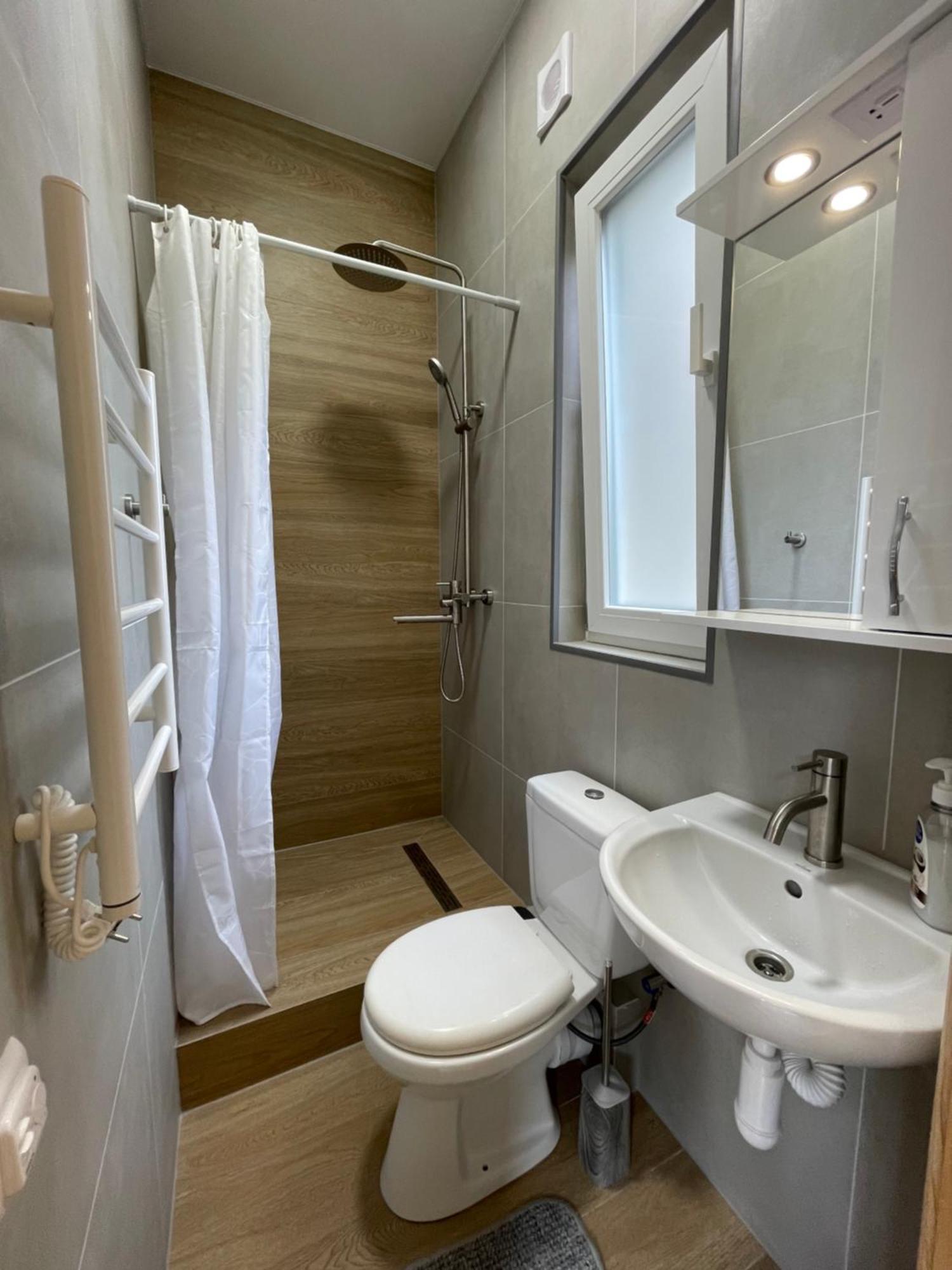 У Оксани Hotel Solochyn Eksteriør billede